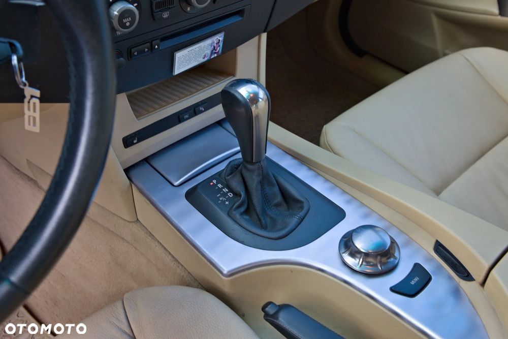 BMW Seria 5 - 23