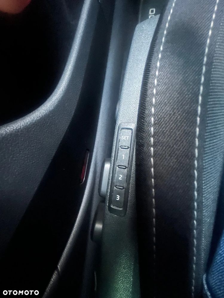 Skoda Octavia 2.0 TDI Style DSG - 19