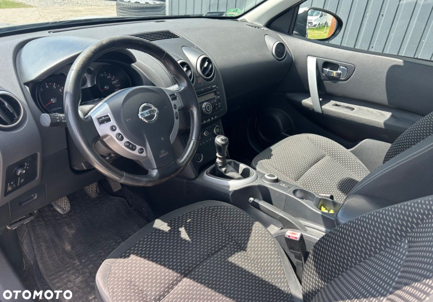 Nissan Qashqai - 12