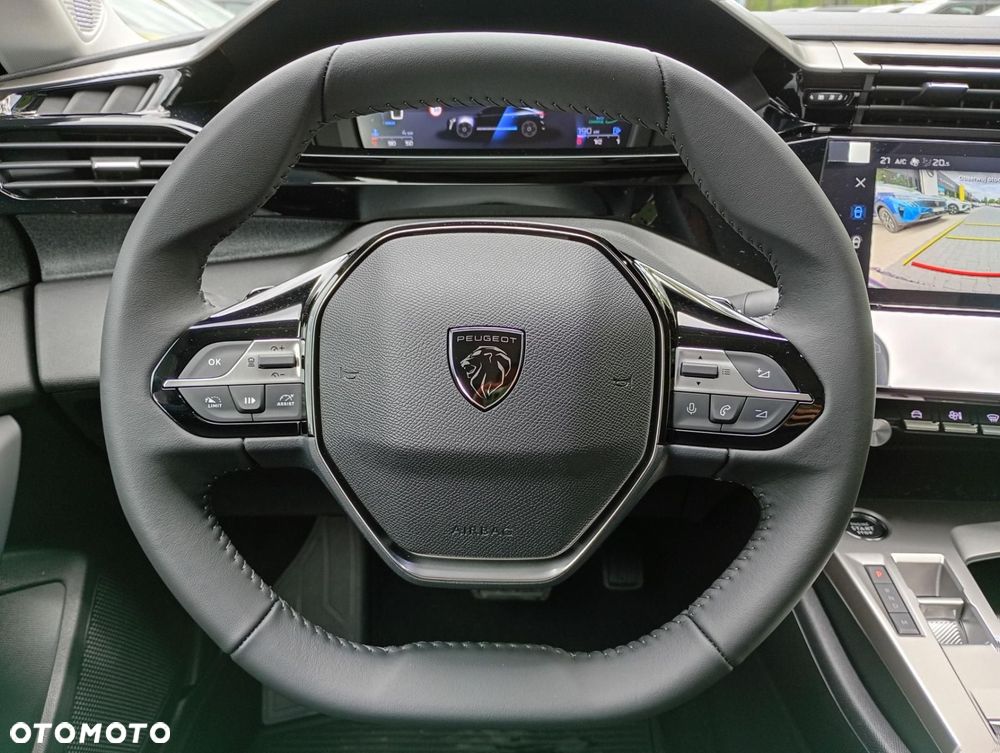 Peugeot 408 - 23