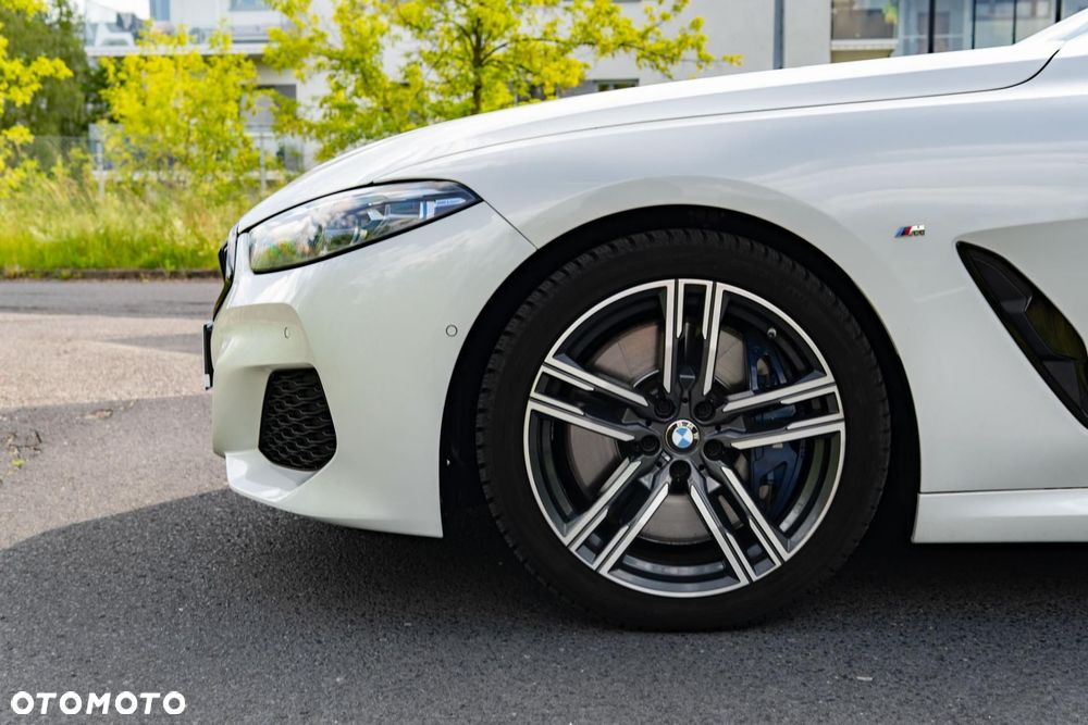 BMW Seria 8 840i xDrive - 39