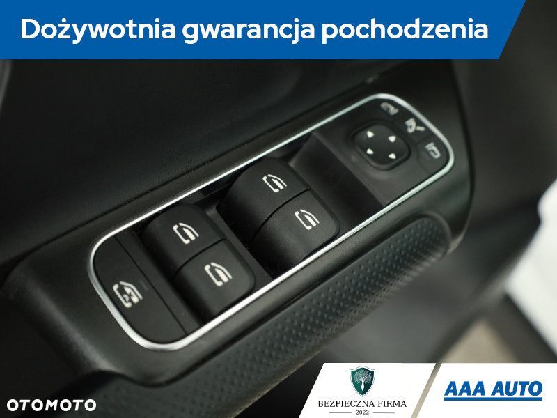 Mercedes-Benz GLB - 21