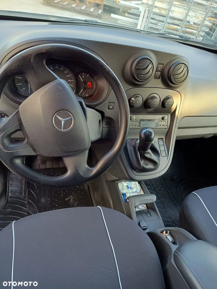 Mercedes-Benz CITAN - 11