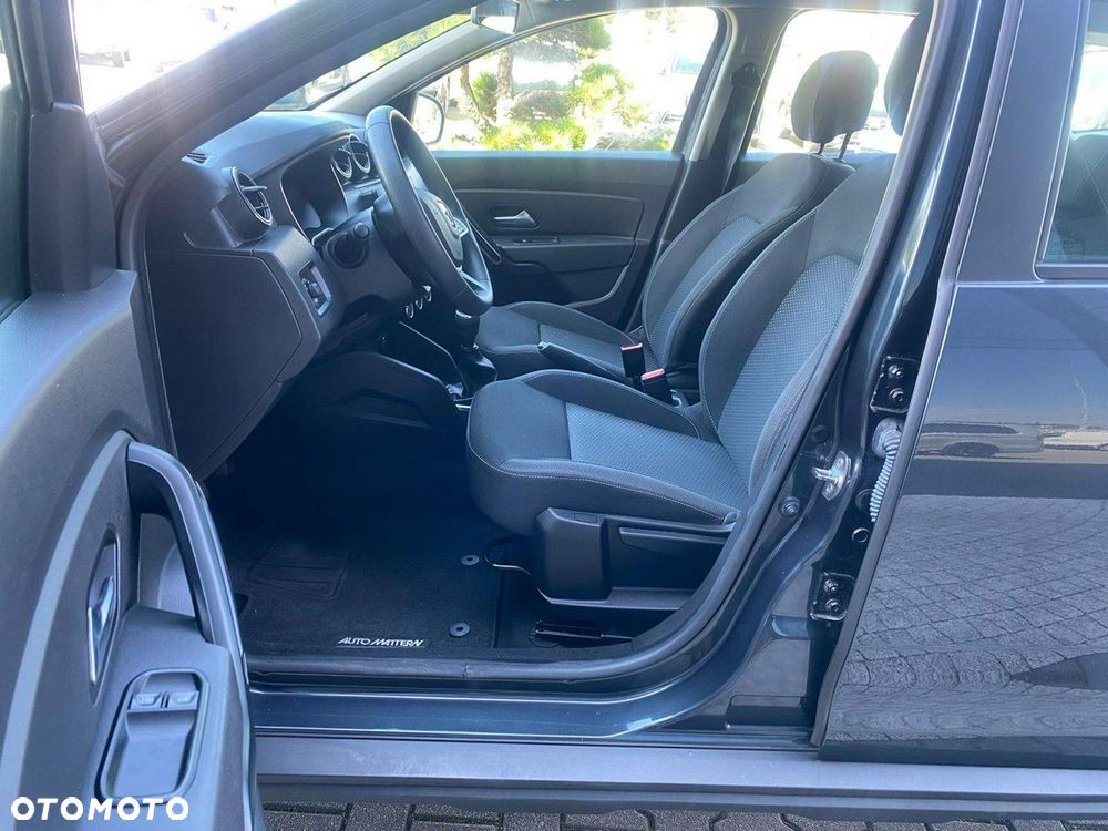 Dacia Duster 1.6 SCe Laureate S&S - 9