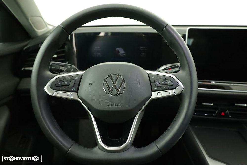 VW Passat Variant 1.5 TSI eHybrid DSG - 14