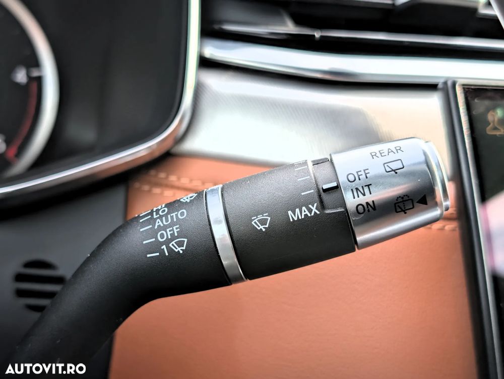 Jaguar F-Pace D165 AWD R-Dynamic Black - 31