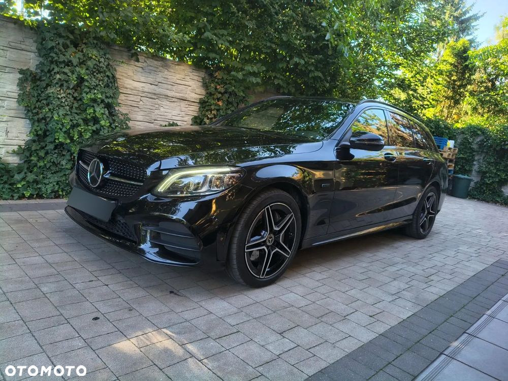 Mercedes-Benz Klasa C 300 d mHEV AMG - 16
