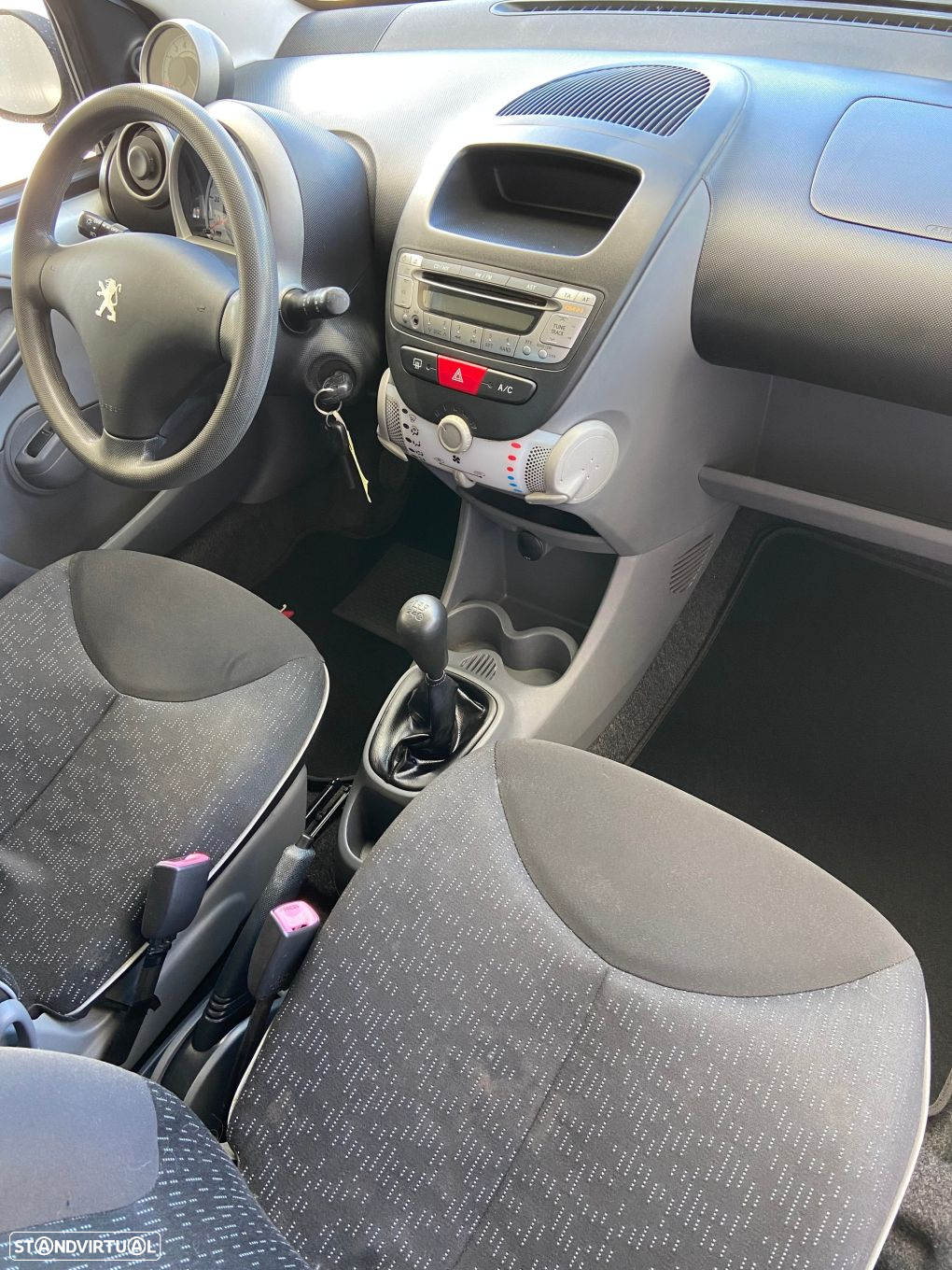 Peugeot 107 1.0 Trendy - 8