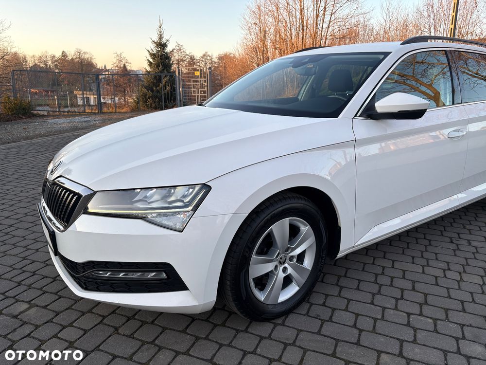 Skoda Superb 2.0 TDI Style - 9