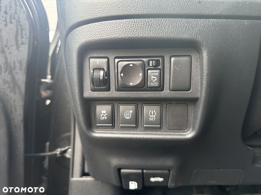 Nissan Juke 1.6 N-Connecta - 12