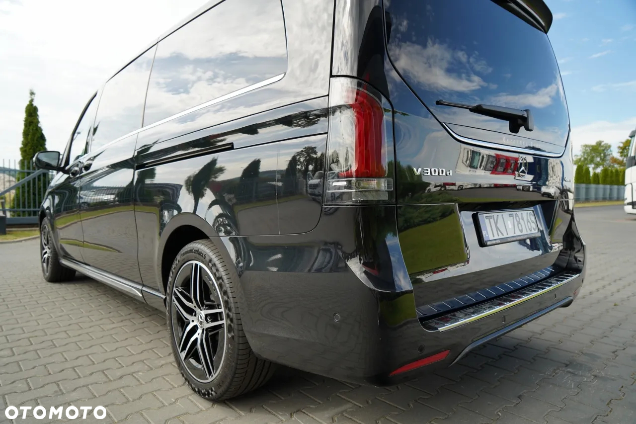 Mercedes-Benz Klasa V - 11
