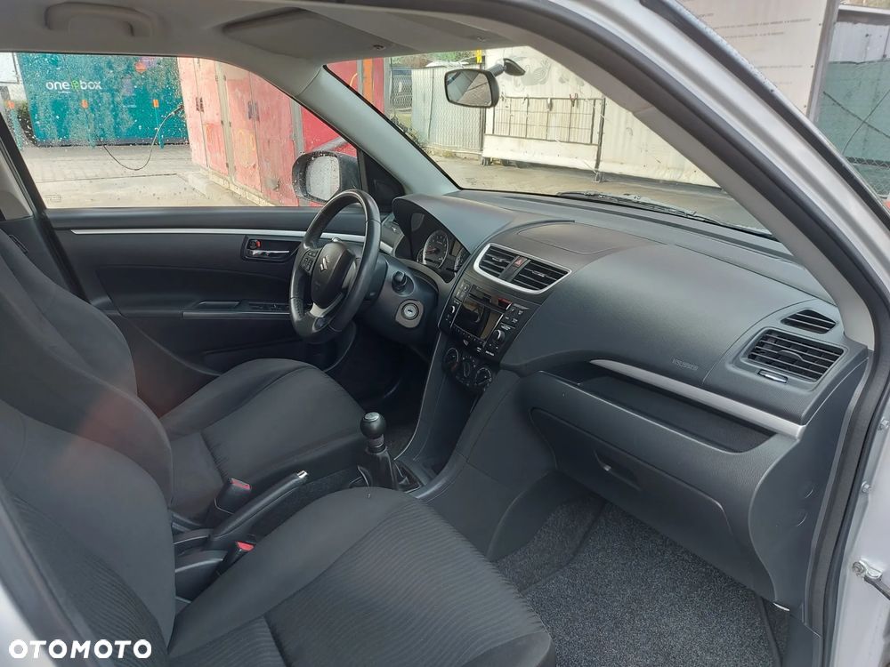 Suzuki Swift - 15