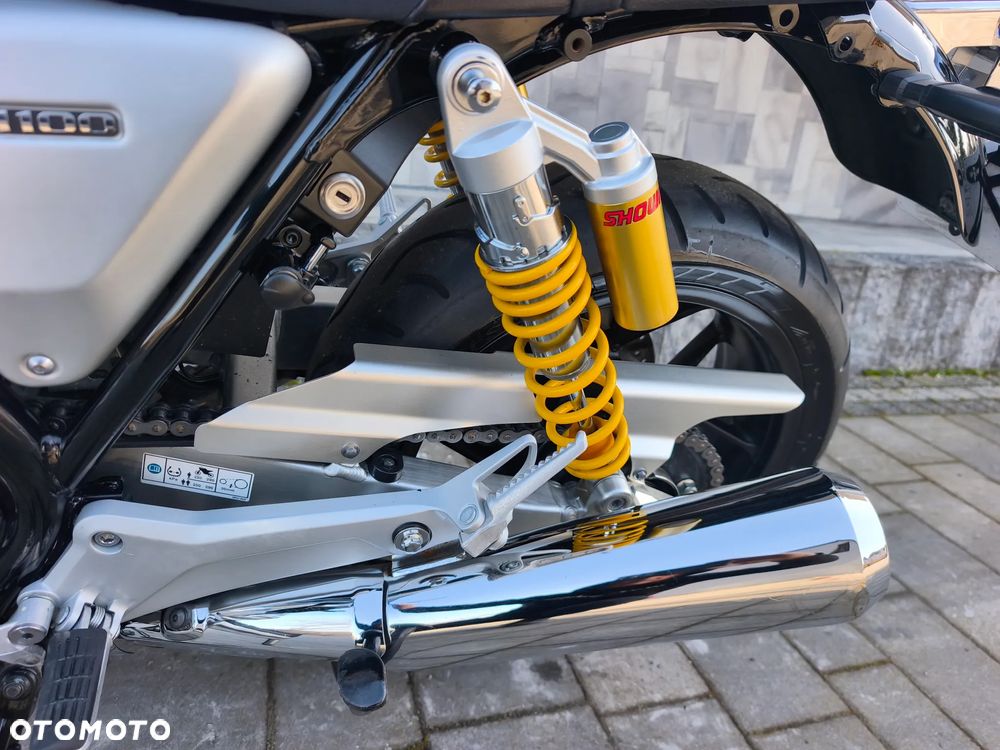 Honda CB - 11
