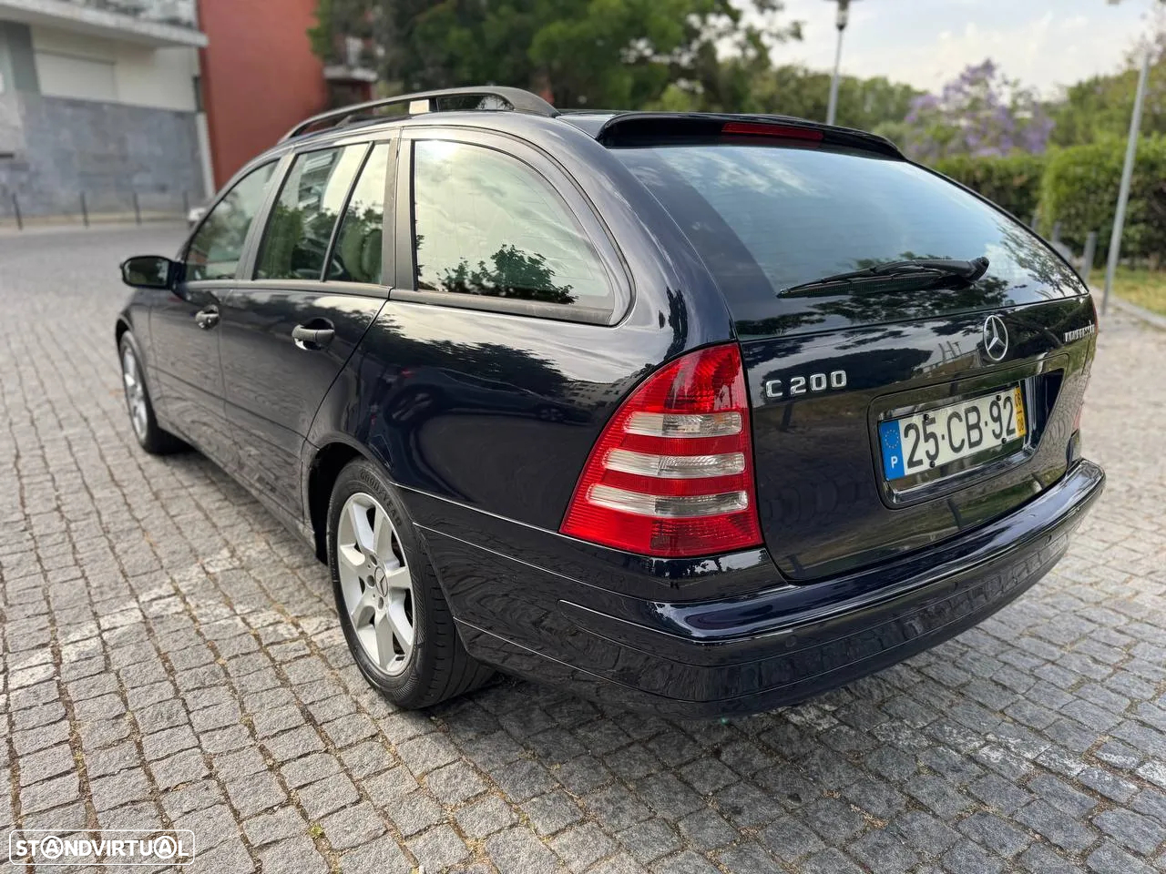 Mercedes-Benz C 200 K Elegance Aut. - 11