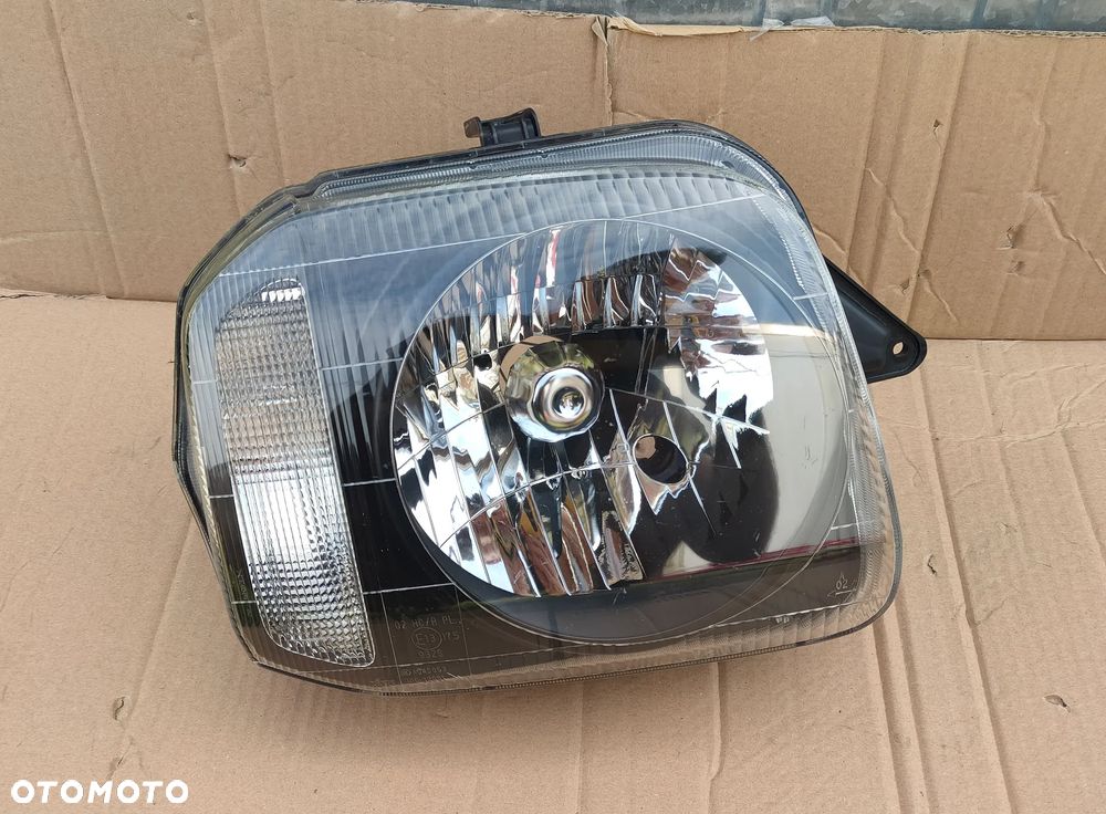 Reflektor prawy Lampa prawa Suzuki Jimny 1998-