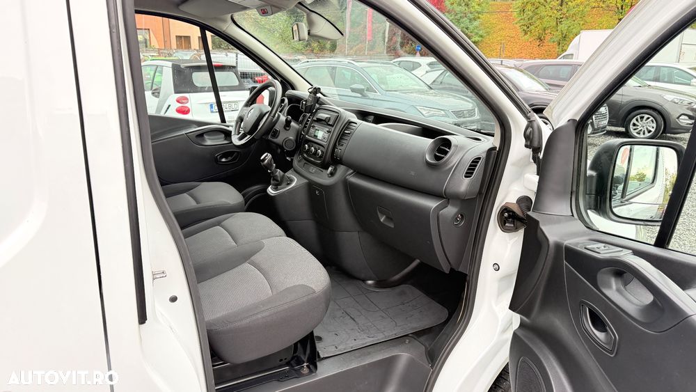 Renault Trafic - 34