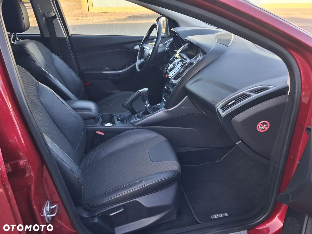 Ford Focus - 27