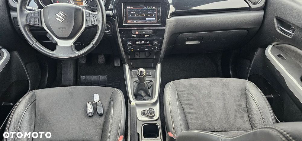 Suzuki Vitara 1.6 (4x4) Allgrip Comfort+ - 17