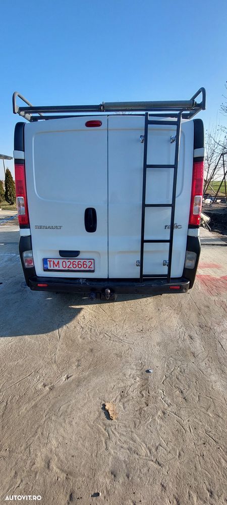 Renault TRAFIC - 13