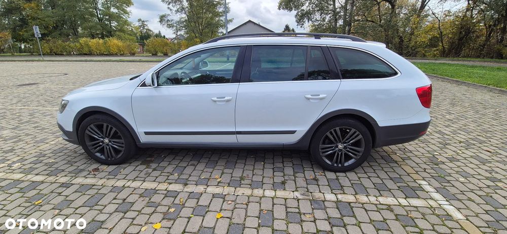 Skoda Superb 2.0 TDI Green tec 4x4 DSG Elegance - 2