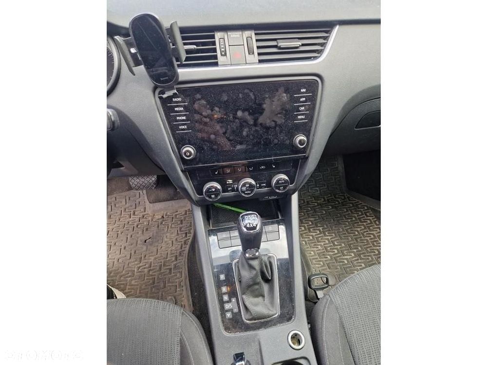 Skoda Octavia - 25