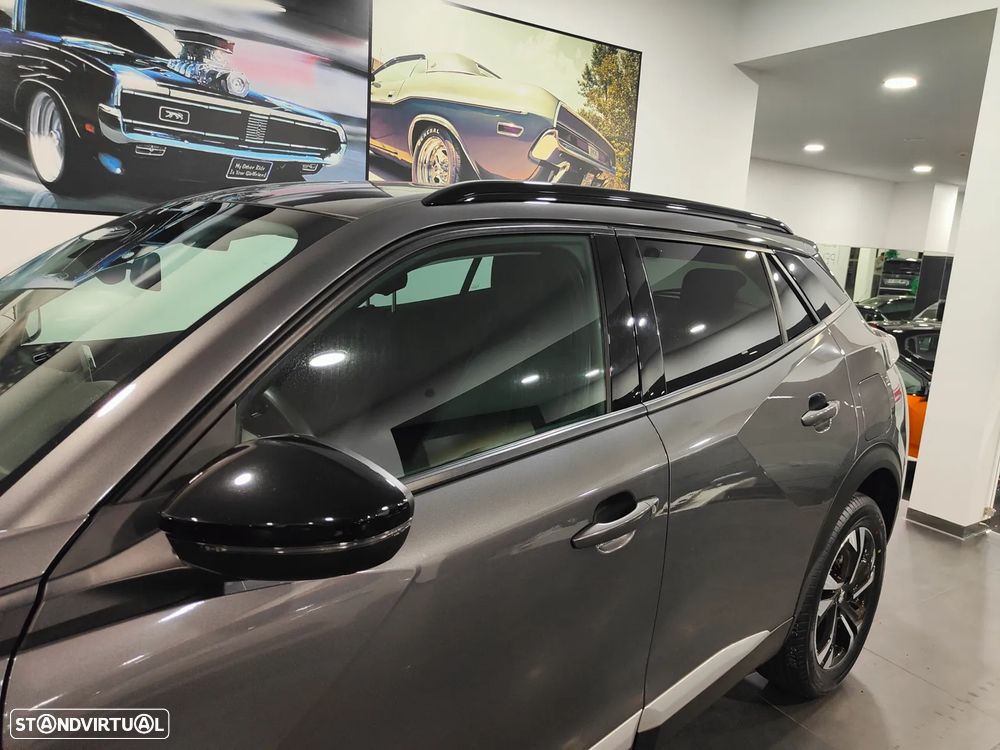 Peugeot 2008 1.2 PureTech Allure - 17