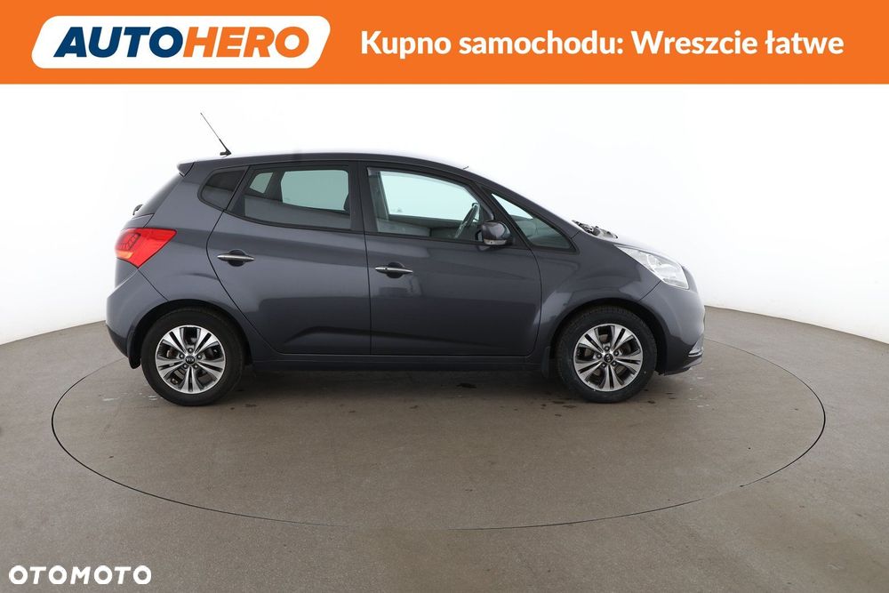 Kia Venga - 7