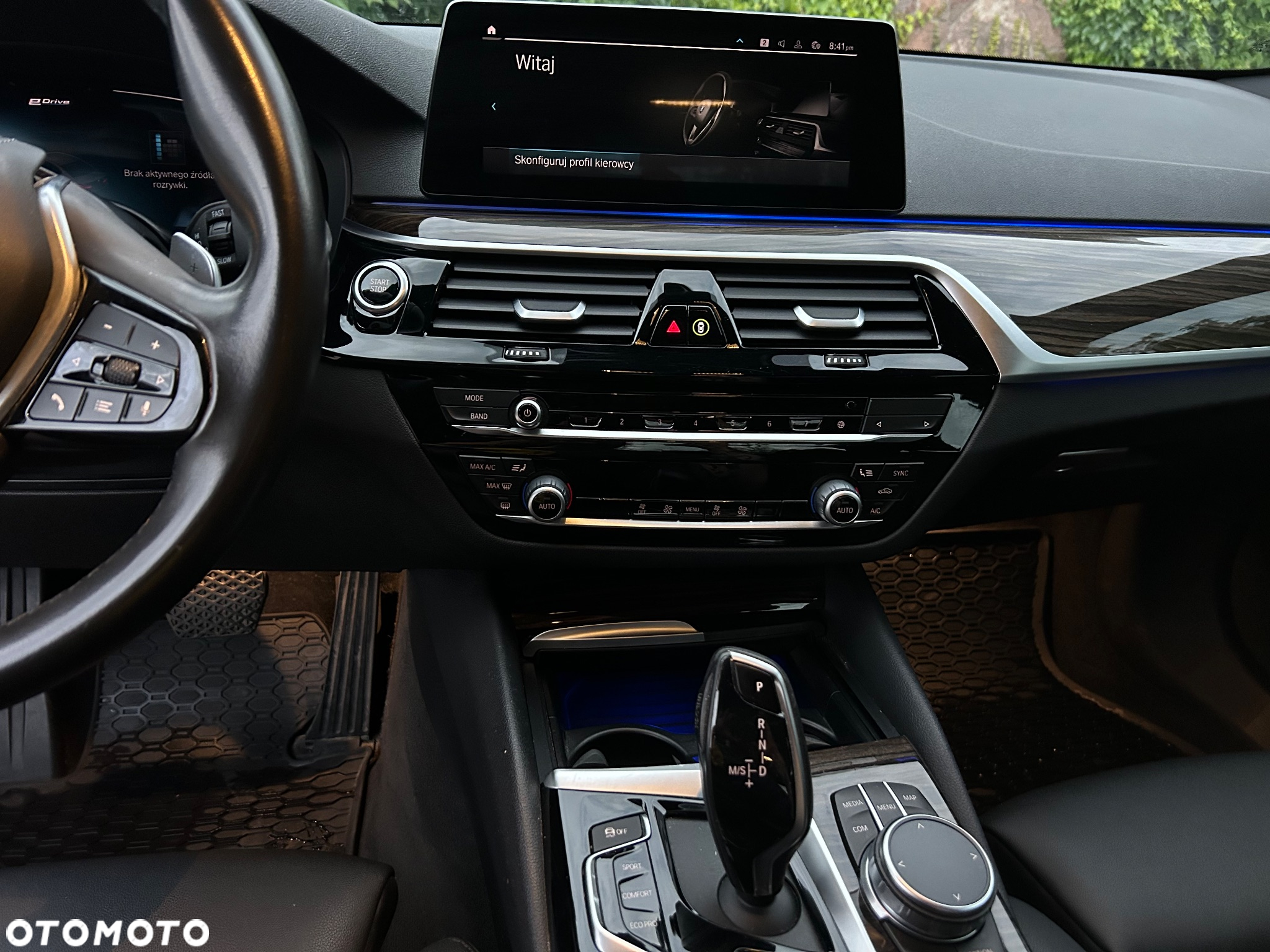 BMW Seria 5 550e xDrive - 13