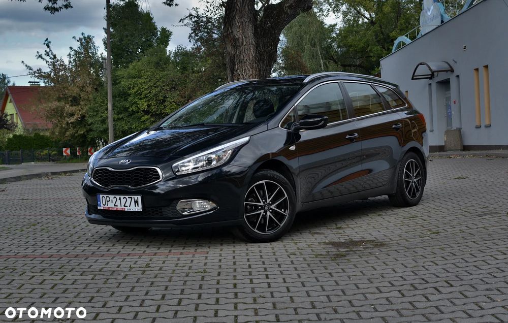 Kia Ceed - 8