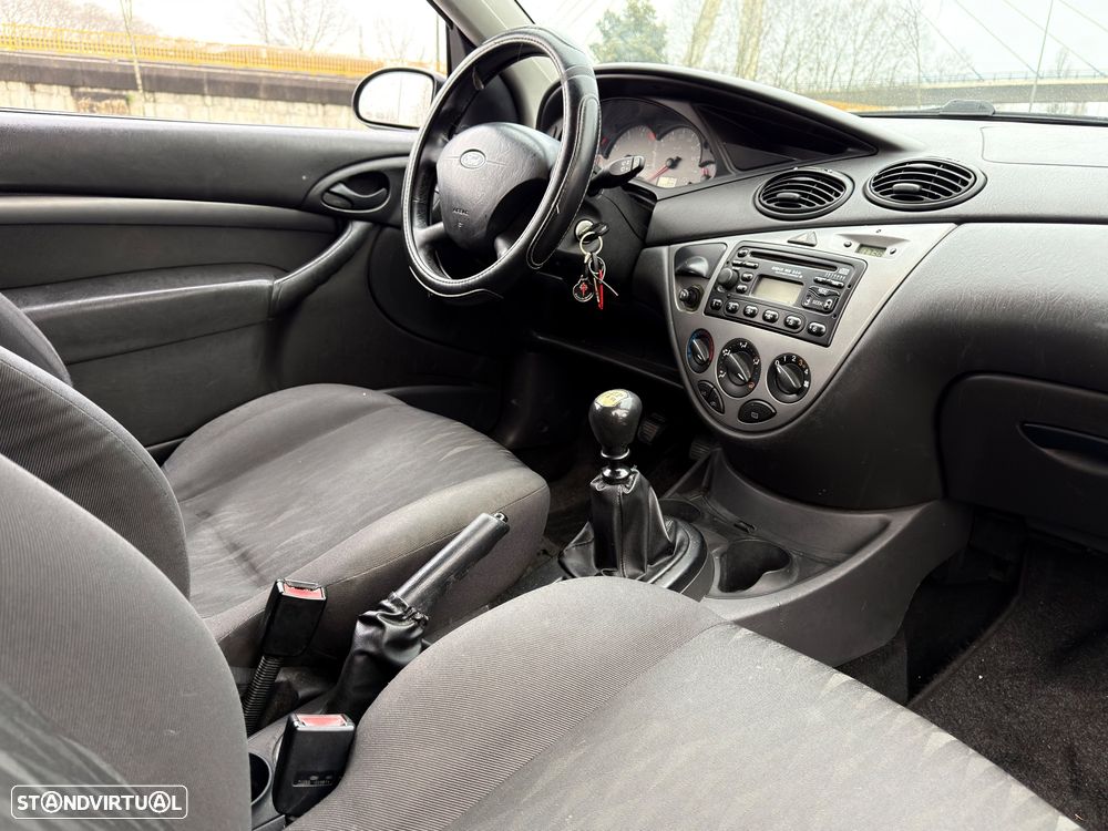 Ford Focus 1.8 TDCI 115cv Sport - 13