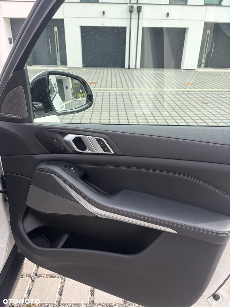 BMW X5 xDrive30d mHEV - 14