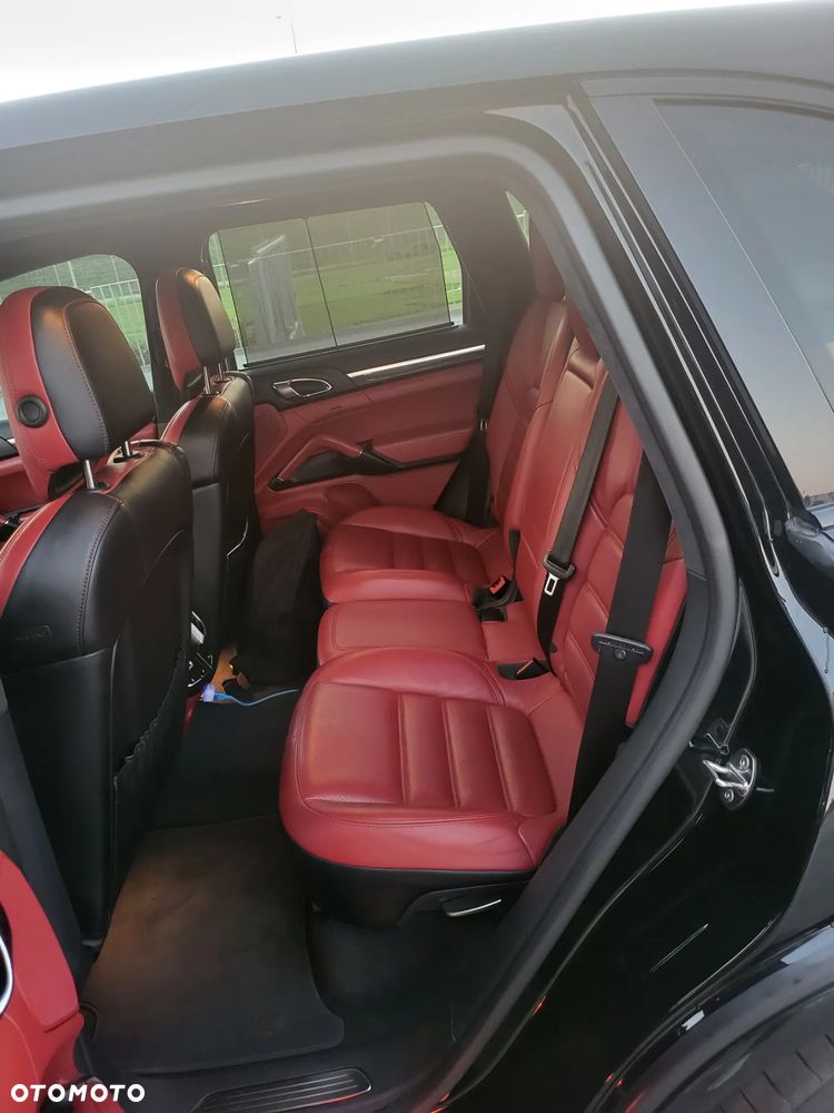 Porsche Cayenne Turbo S Tiptronic S - 7