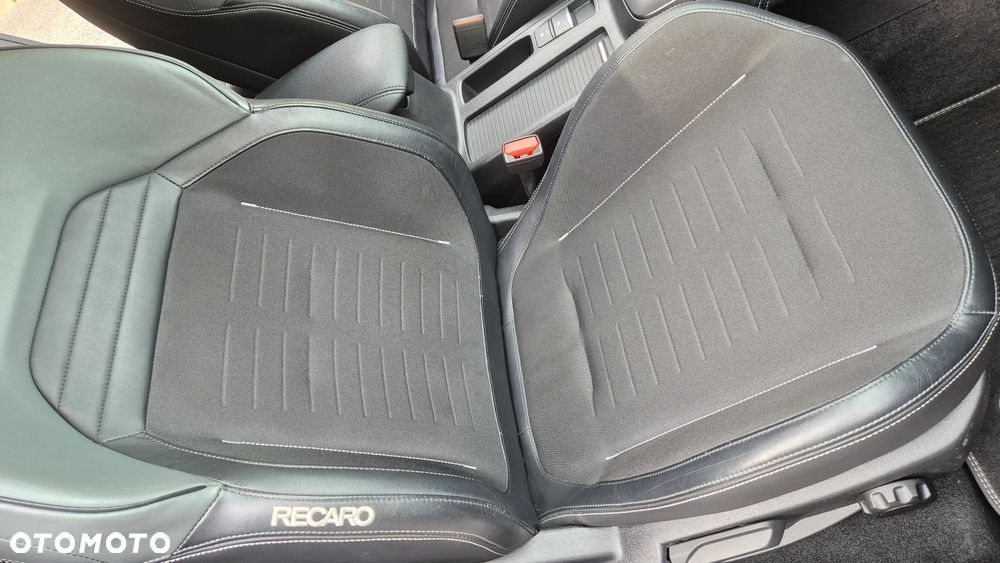 Ford Focus 2.0 EcoBlue ST - 7