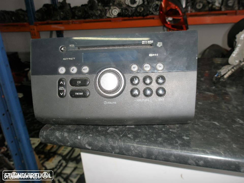 Rádio Suzufi Swift 2009 - 1