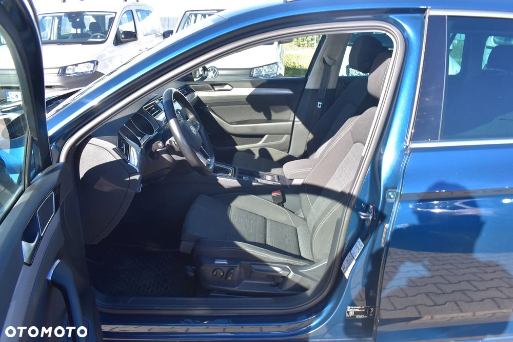 Volkswagen Passat 2.0 TDI EVO Business DSG - 10