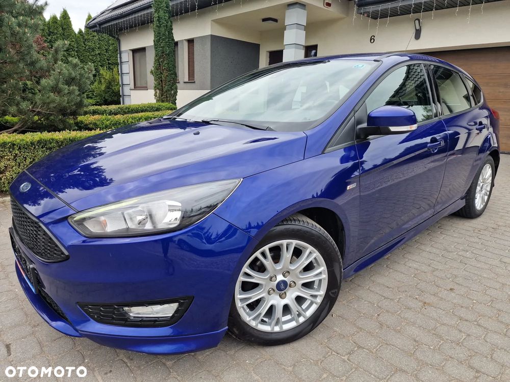 Ford Focus 1.0 EcoBoost Start-Stopp-System ST-LINE STYLE - 2