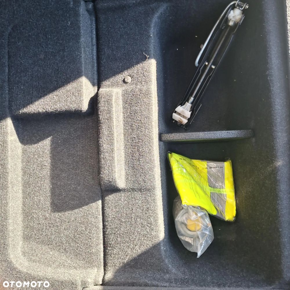 BMW Seria 3 320d Luxury Line sport - 21