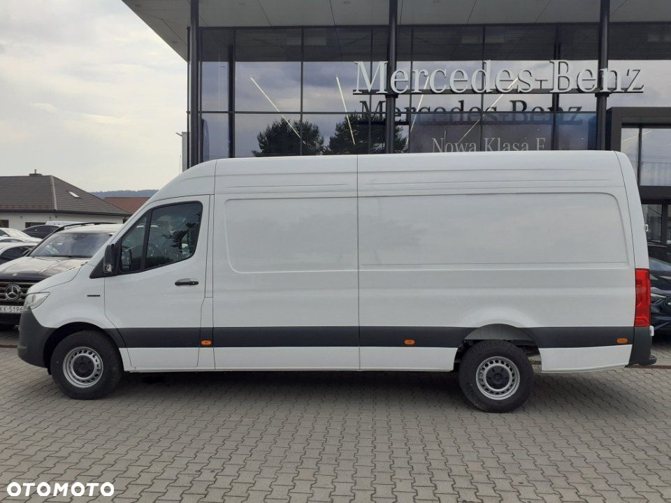 Mercedes-Benz eSprinter - 2