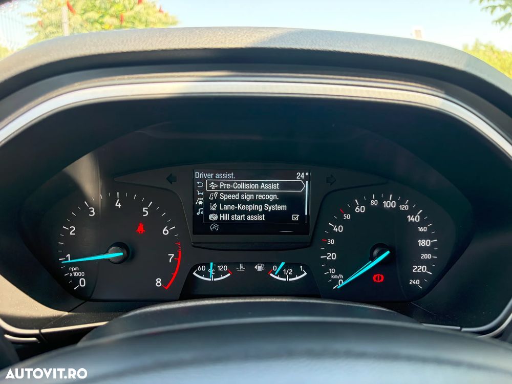 Ford Focus 1.0 EcoBoost Trend Edition - 14