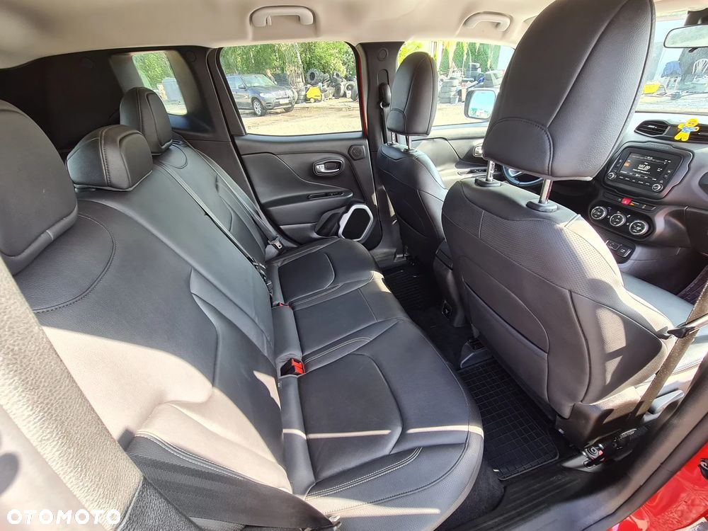 Jeep Renegade - 31
