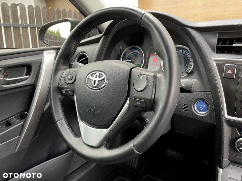 Toyota Auris - 27
