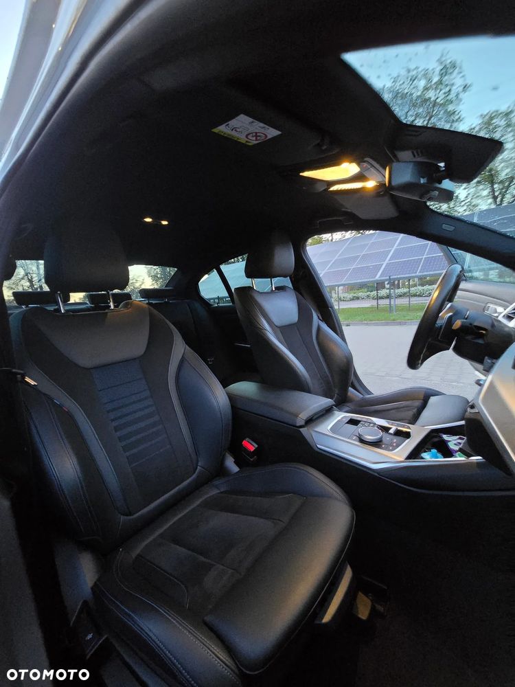 BMW Seria 3 318i M Sport - 17