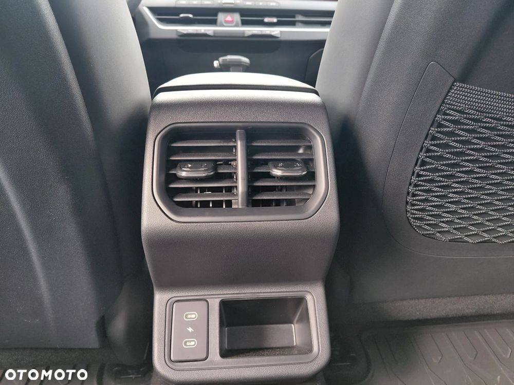 Kia K4 - 23