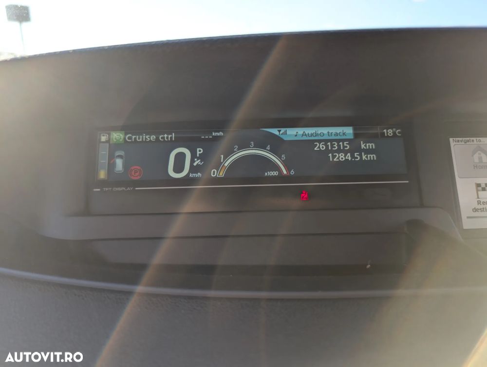 Renault Grand Scenic - 13