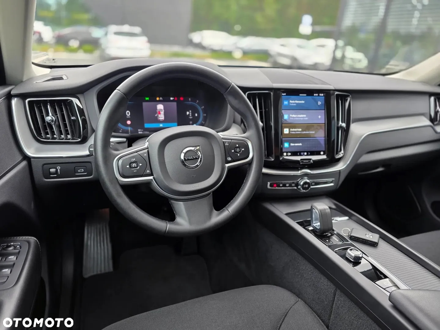 Volvo XC 60 D4 Momentum Pro - 22