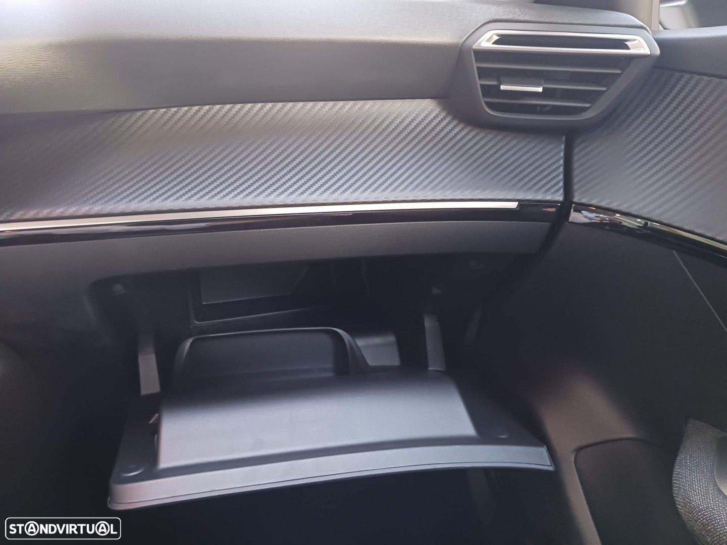 Peugeot 208 1.2 PureTech Style - 22