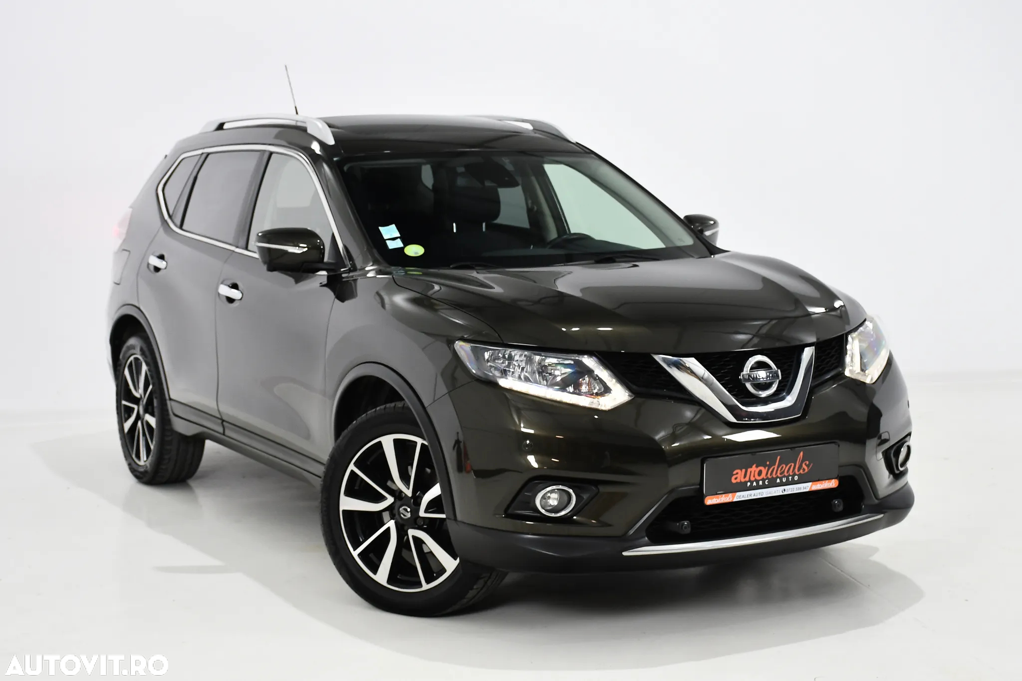 Nissan X-Trail 1.6 dCi ALL-MODE 4x4i N-Connecta - 10