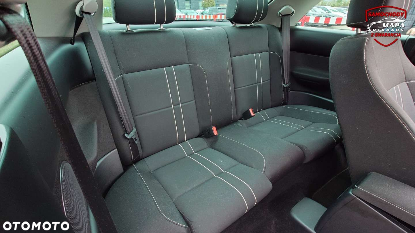 Volkswagen New Beetle - 20