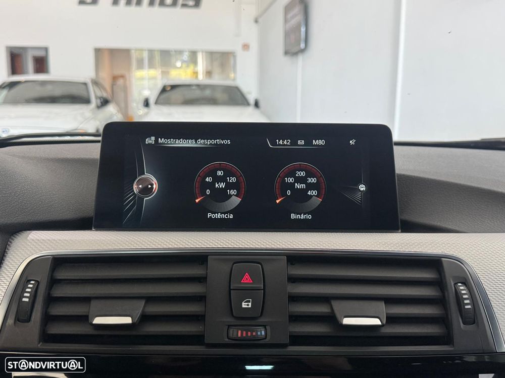 BMW 320 d Pack M Auto - 29