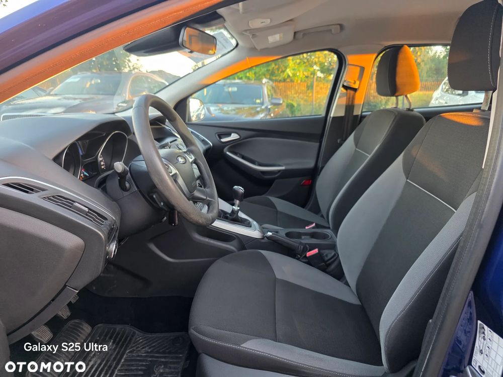 Ford Focus Turnier 1.6 TDCi ECOnetic 99g Start-Stopp-Sy SYNC Edition - 25